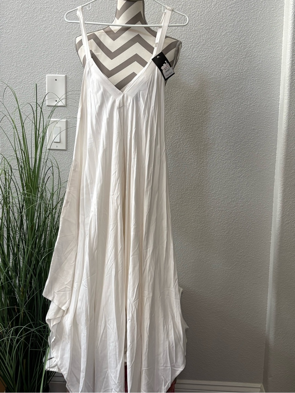 Lightweight Ivory Slip Dress with V-Neck